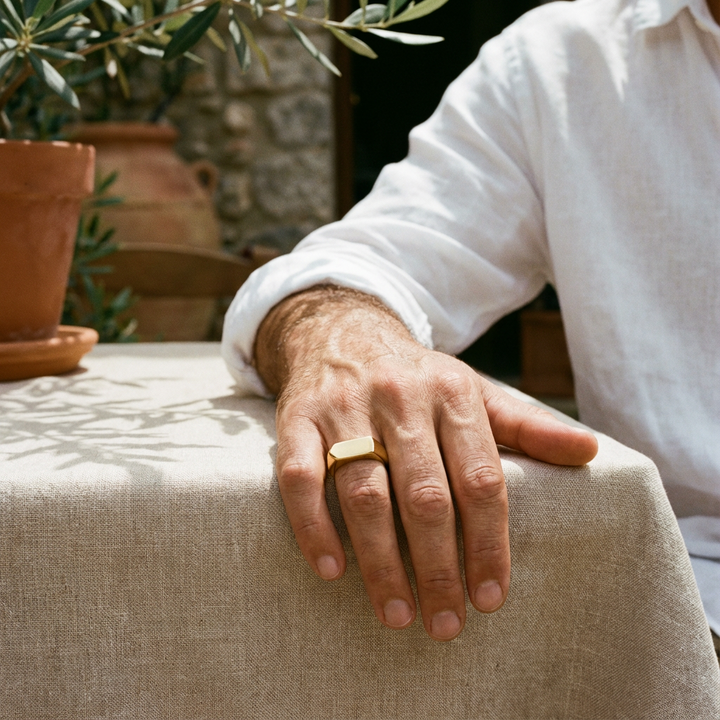 Frosted Arrow Signet Ring
