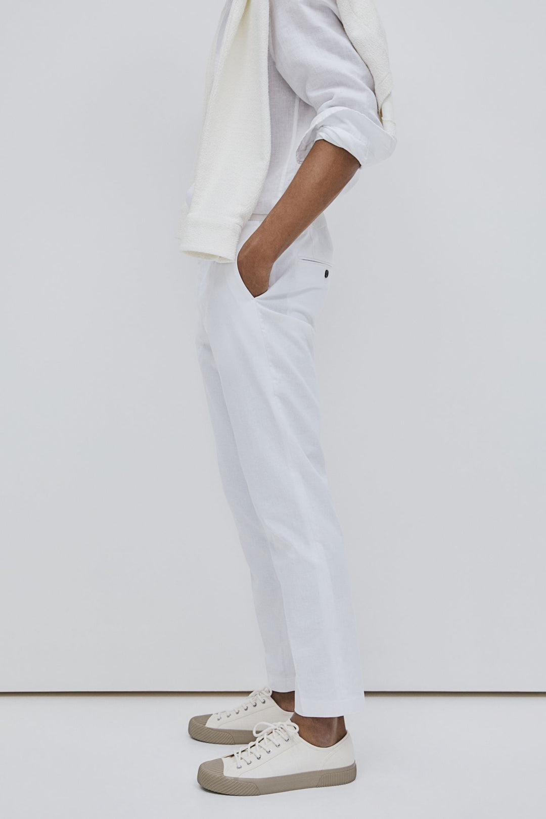 Tailored Cotton-Linen Trouser
